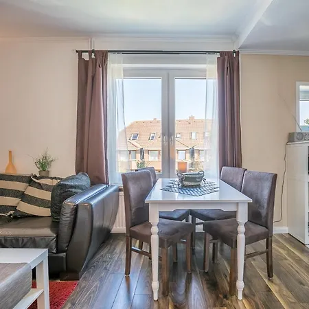 Appartement Haus Wellen Und 4 *