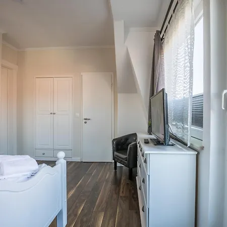 Апартаменты Haus Wellen Und 4 Бюзум